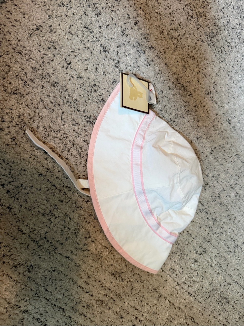 NWT GAP White Sun Hat with Pink Edge Trim size 4-5 kids